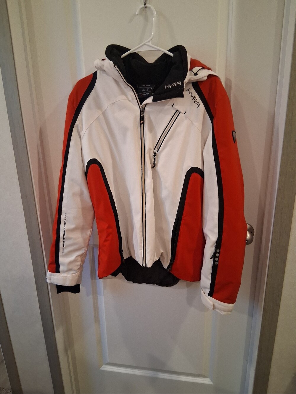 Hyra  Womens White and Red Ski Puffer Jacket Size XL